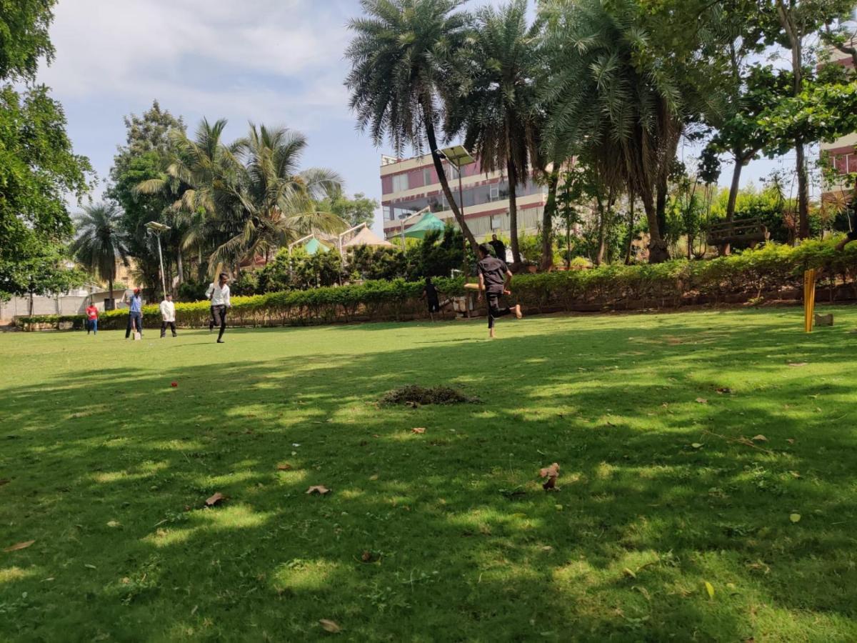 The Garden Asia Resort Bangalore Dış mekan fotoğraf